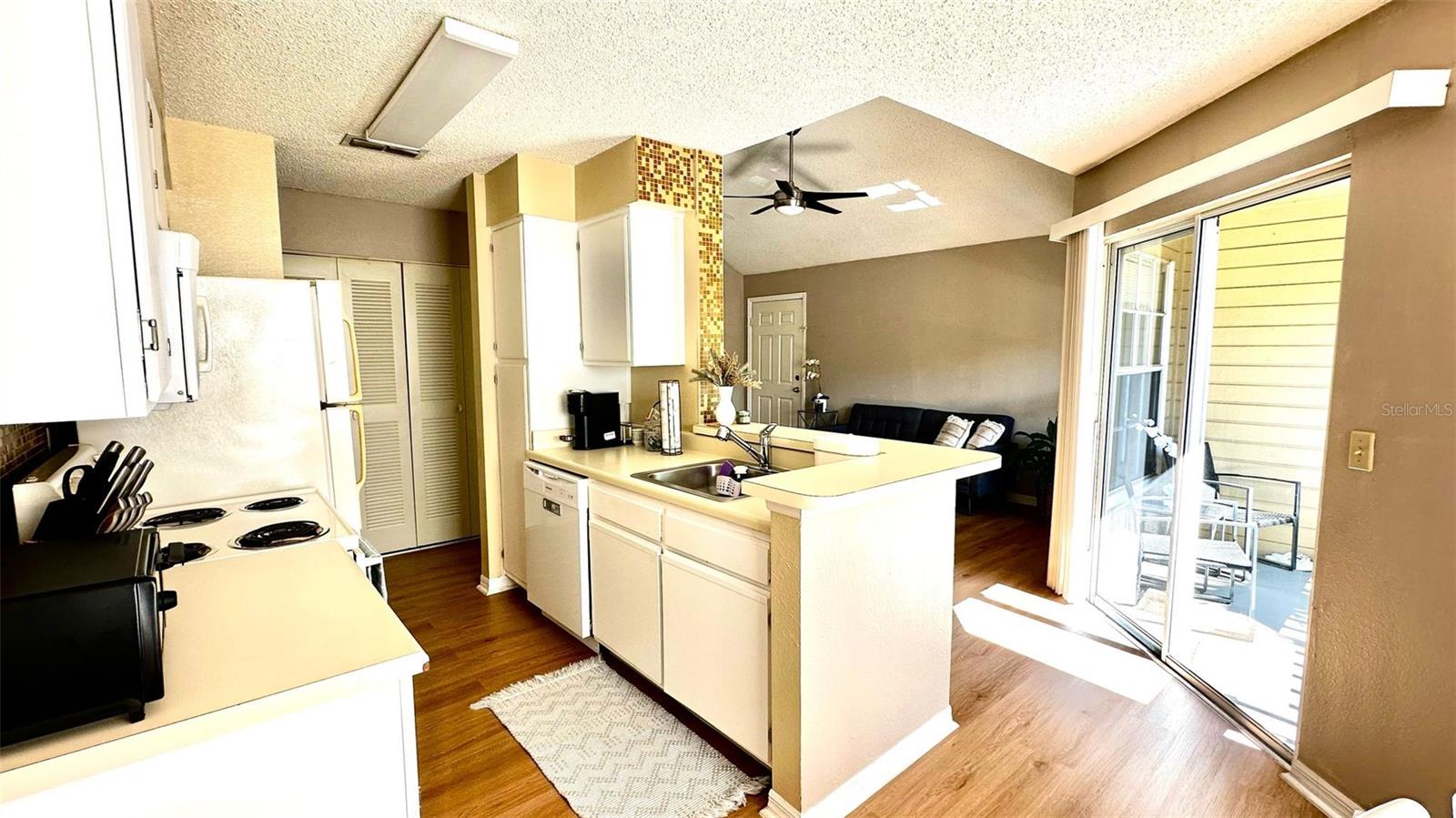 Image 4 of 15 For 1065 Hiawassee Road 1433