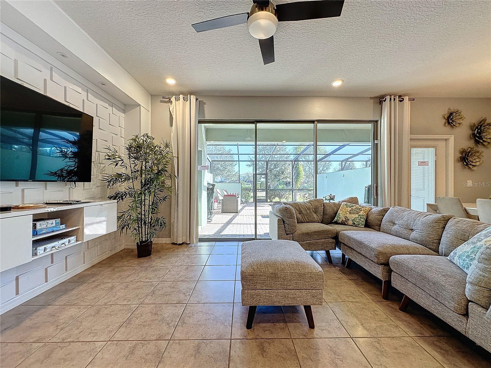 Image 10 of 34 For 4626 Terrasonesta Drive