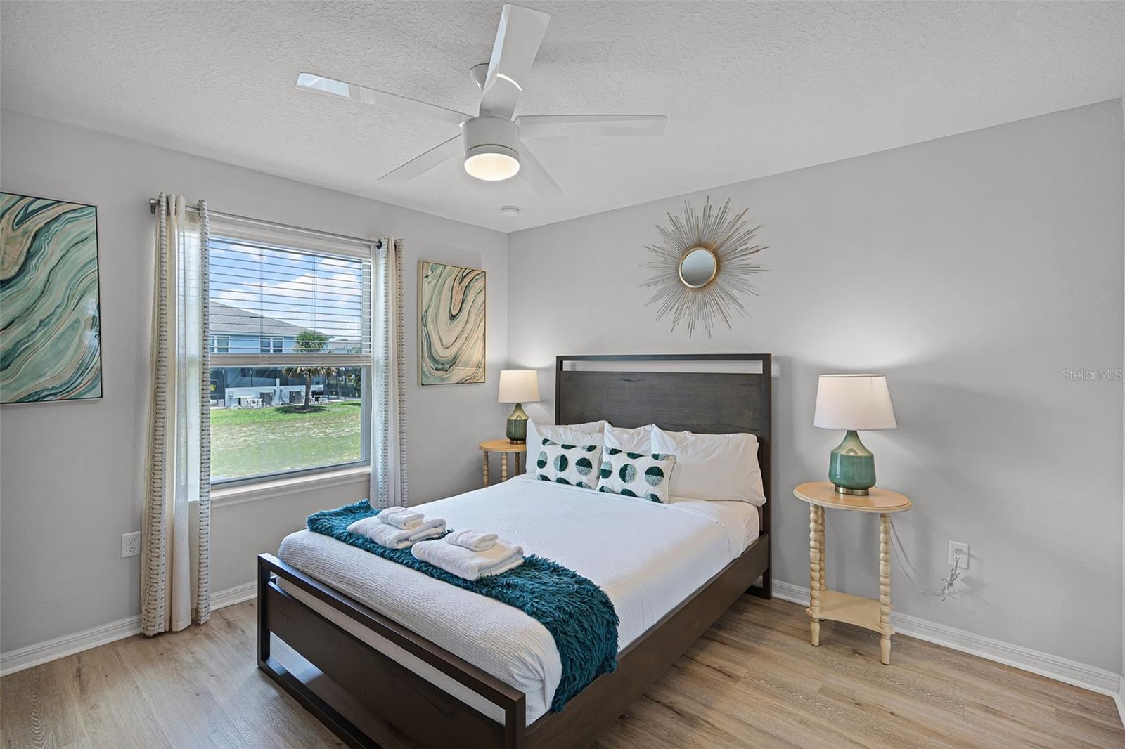 Image 18 of 64 For 8897 Rhodes Street