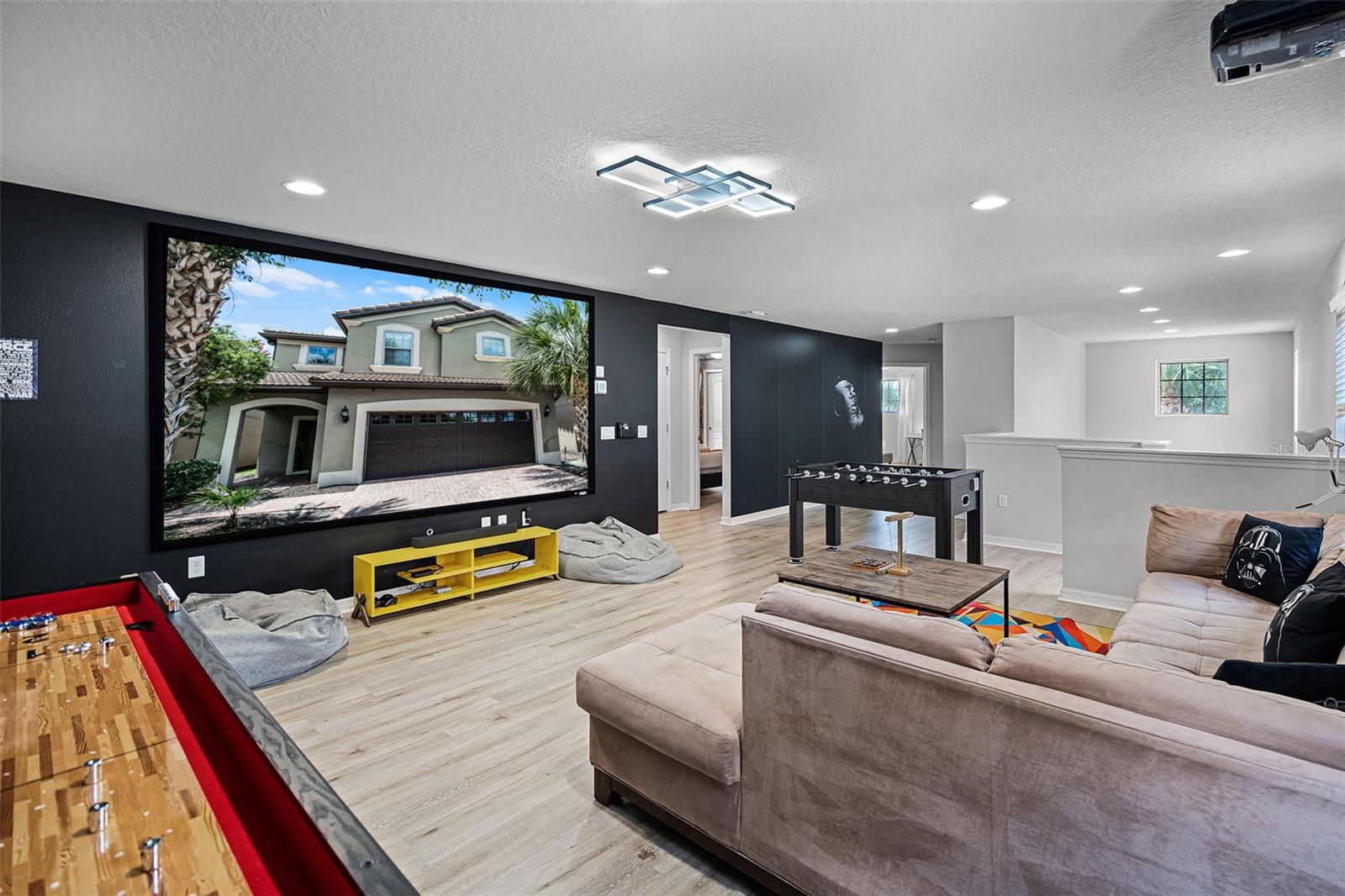 Image 24 of 64 For 8897 Rhodes Street