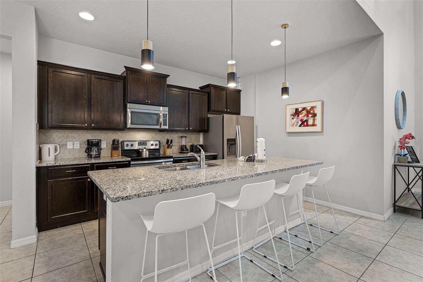 Image 4 of 64 For 8897 Rhodes Street