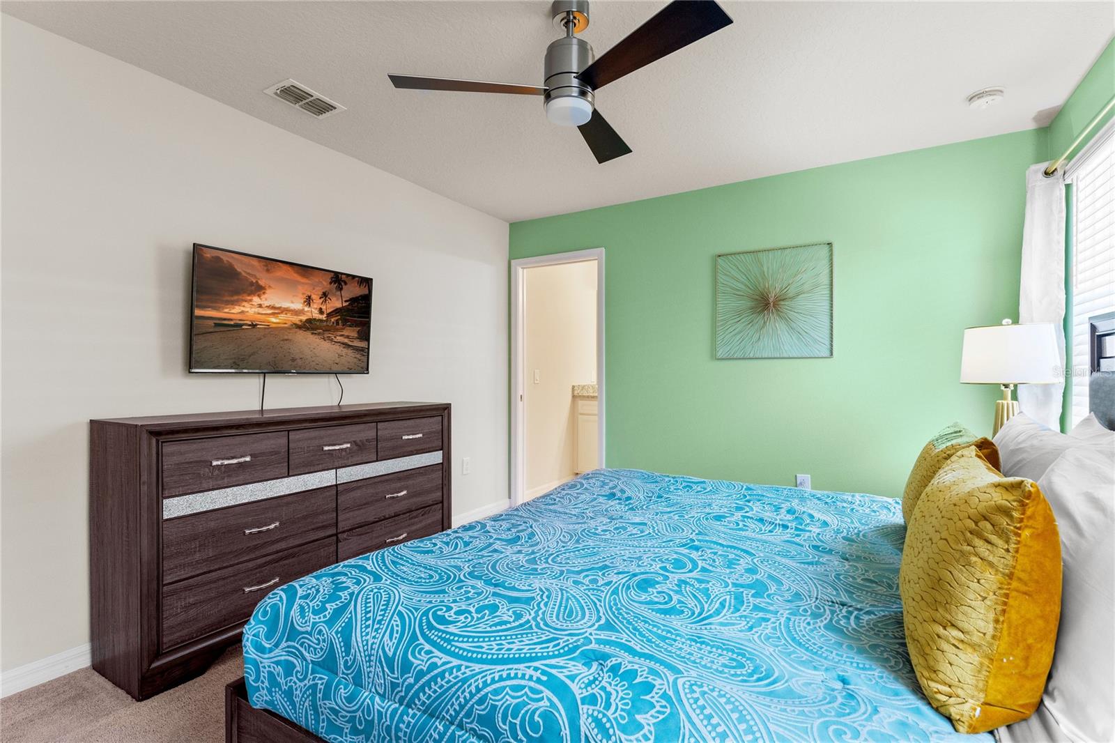 Image 18 of 79 For 2161 Lelani Circle