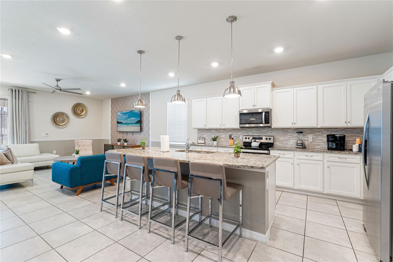 Image 9 of 79 For 2161 Lelani Circle