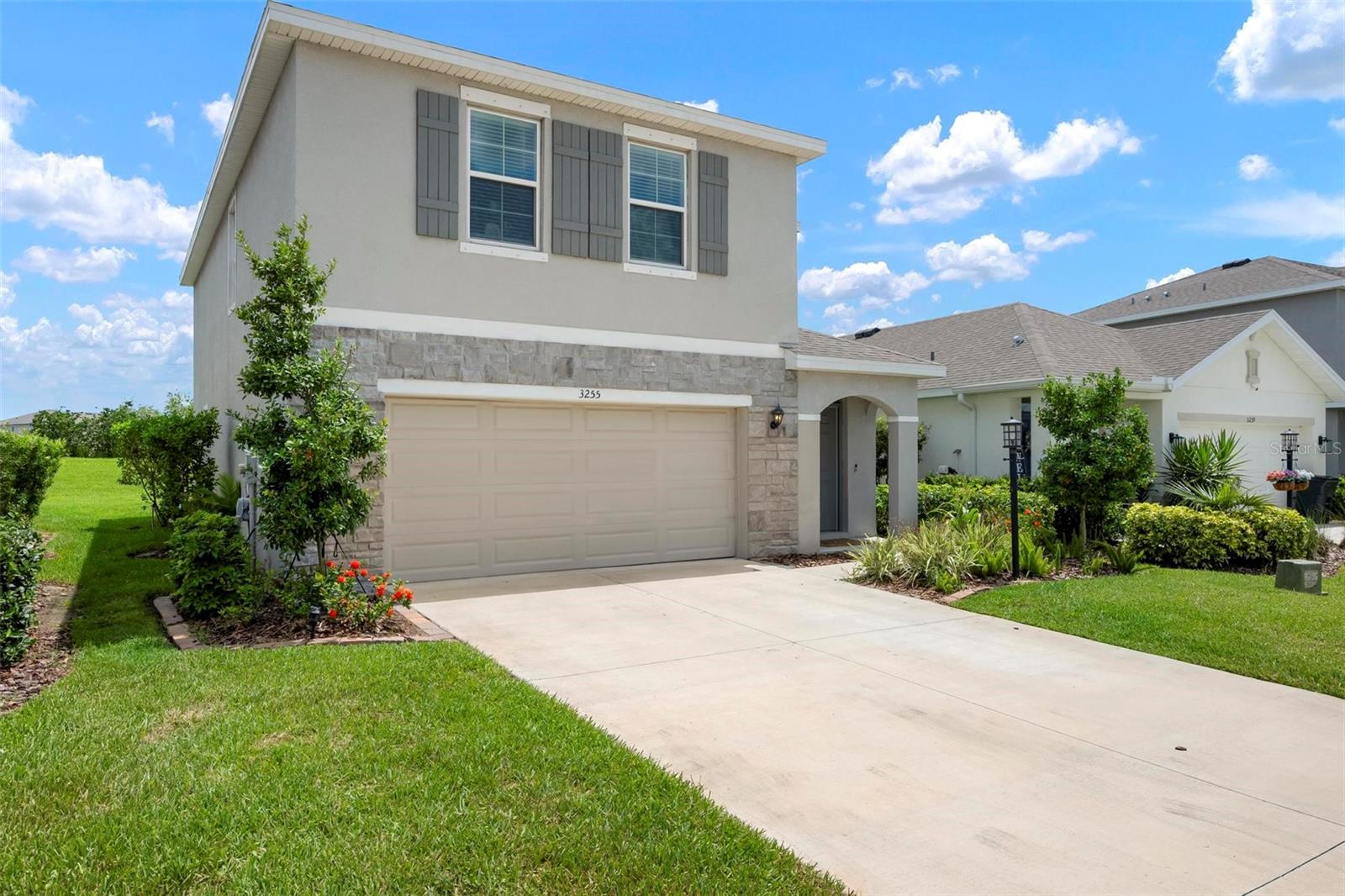 Image 4 of 62 For 3255 Hilltop Circle