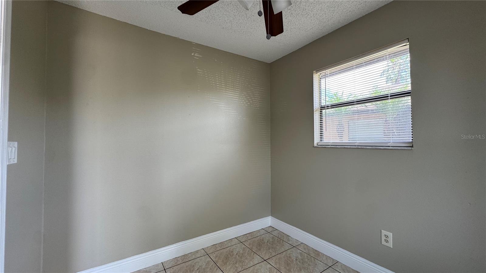 Image 17 of 21 For 2326 St Marteen Court