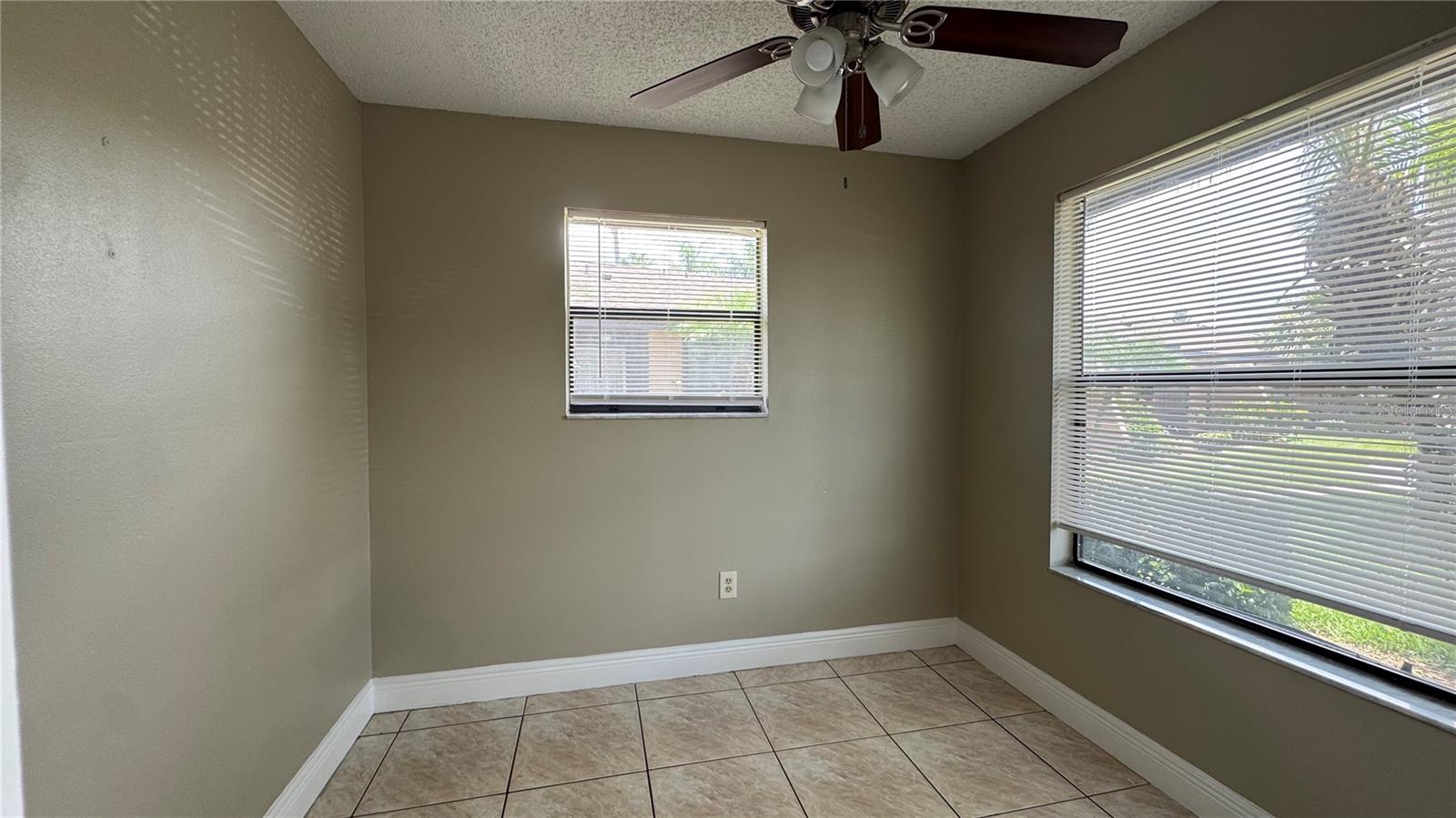 Image 18 of 21 For 2326 St Marteen Court
