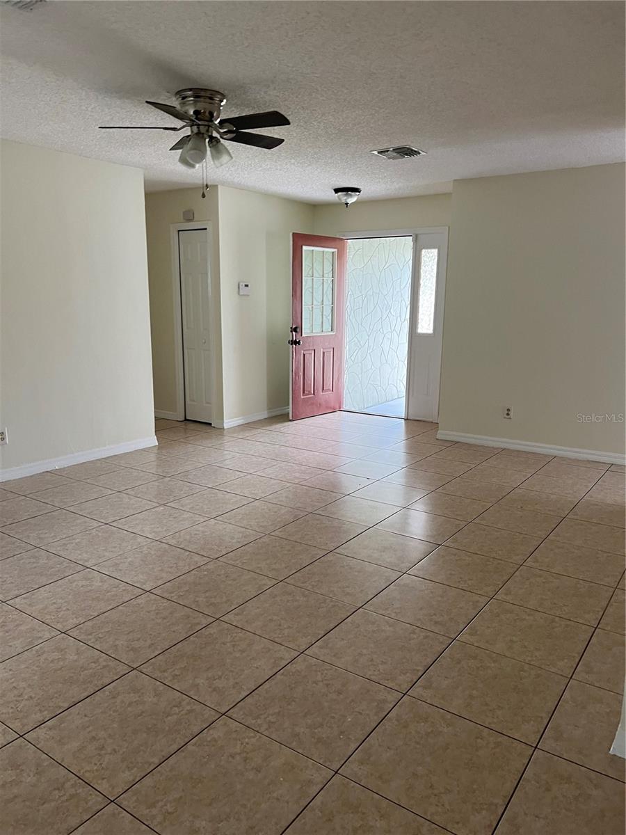 Image 9 of 9 For 761 Maderia Court