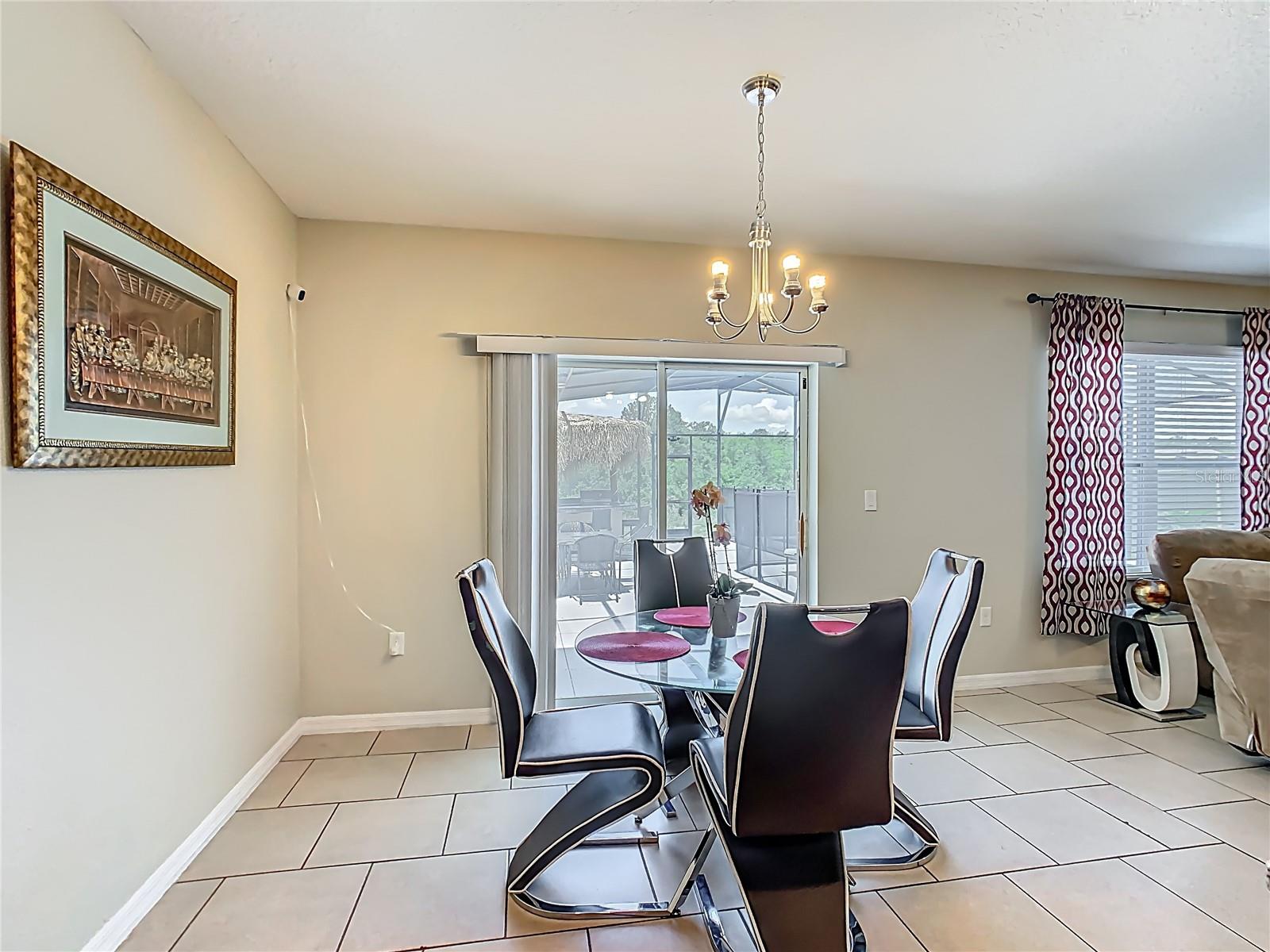 Image 21 of 72 For 209 Willow Bend Drive