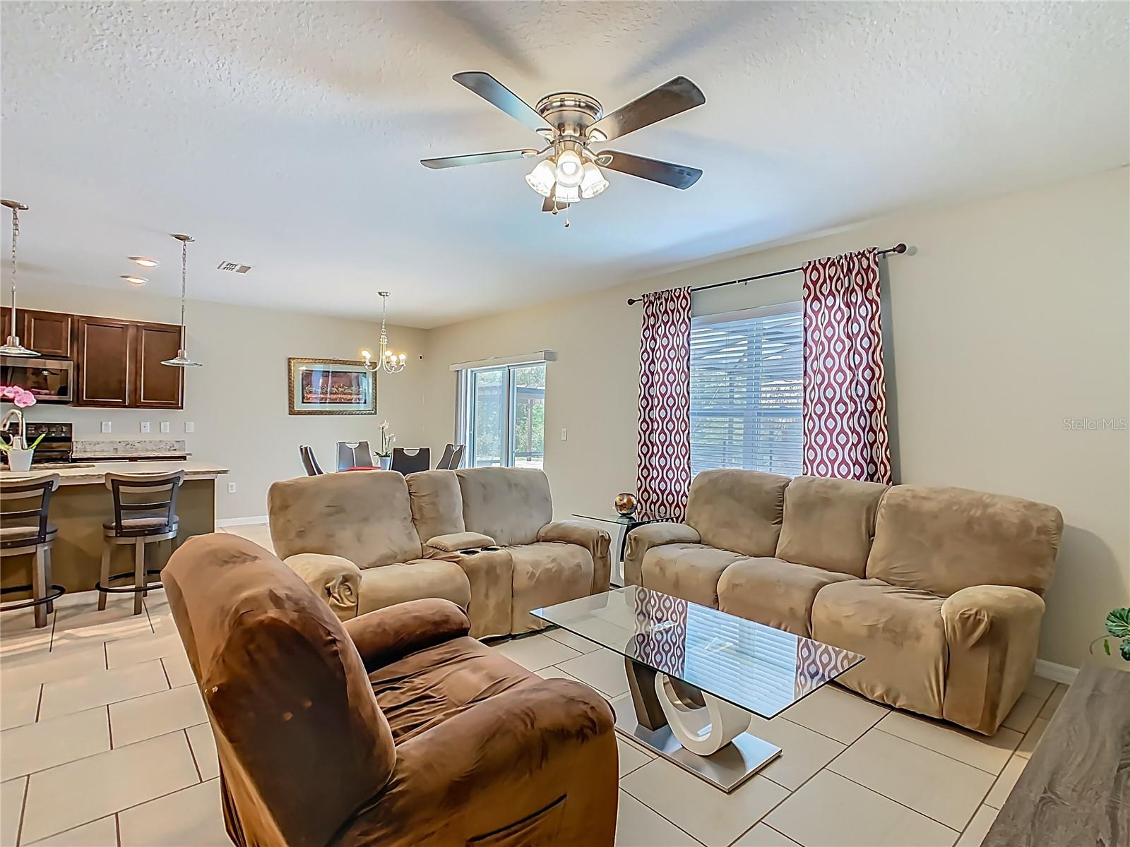 Image 26 of 72 For 209 Willow Bend Drive