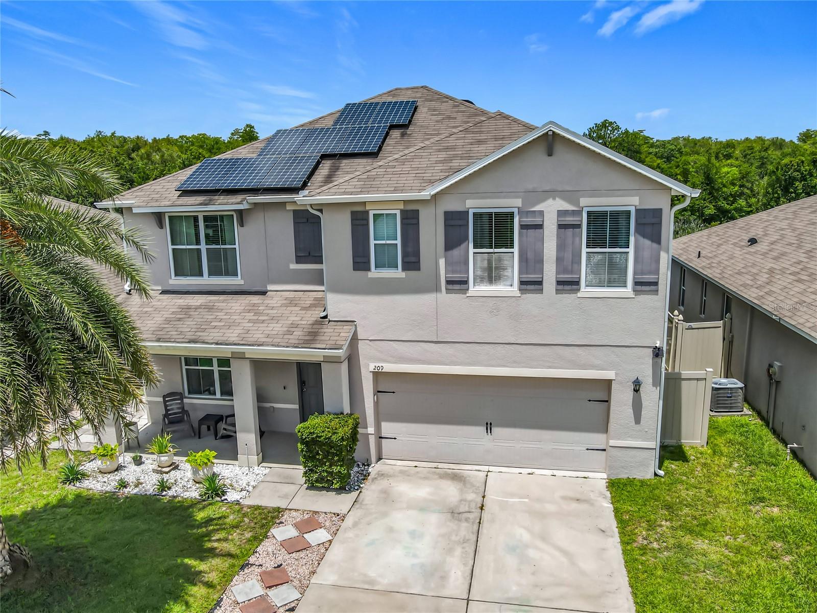 Image 3 of 72 For 209 Willow Bend Drive