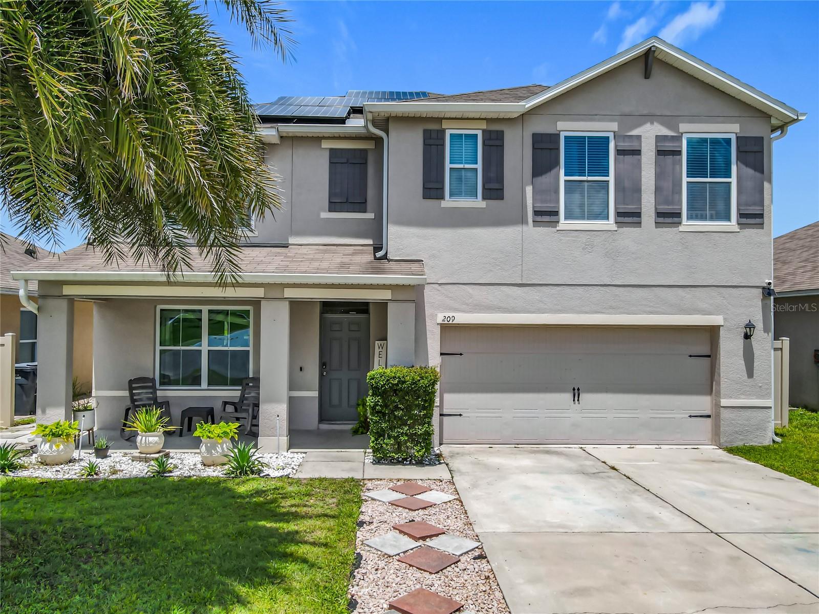 Image 4 of 72 For 209 Willow Bend Drive