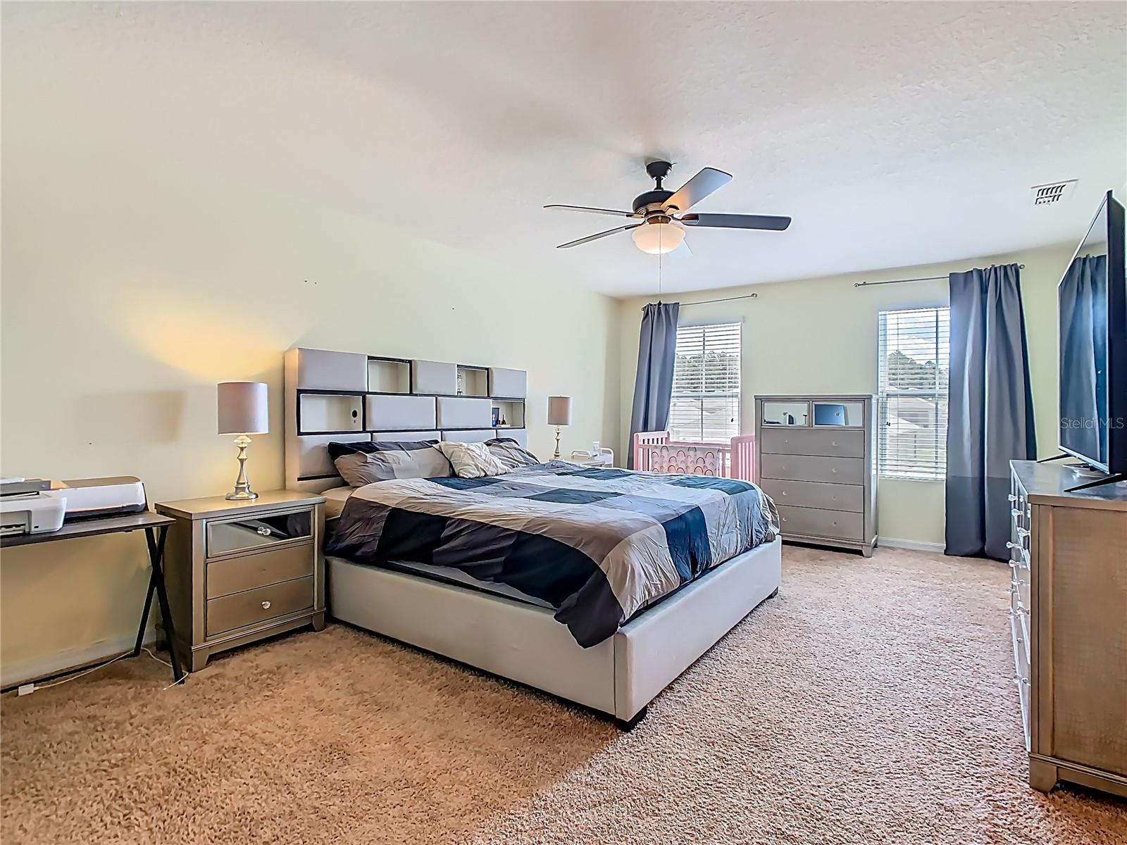 Image 40 of 72 For 209 Willow Bend Drive