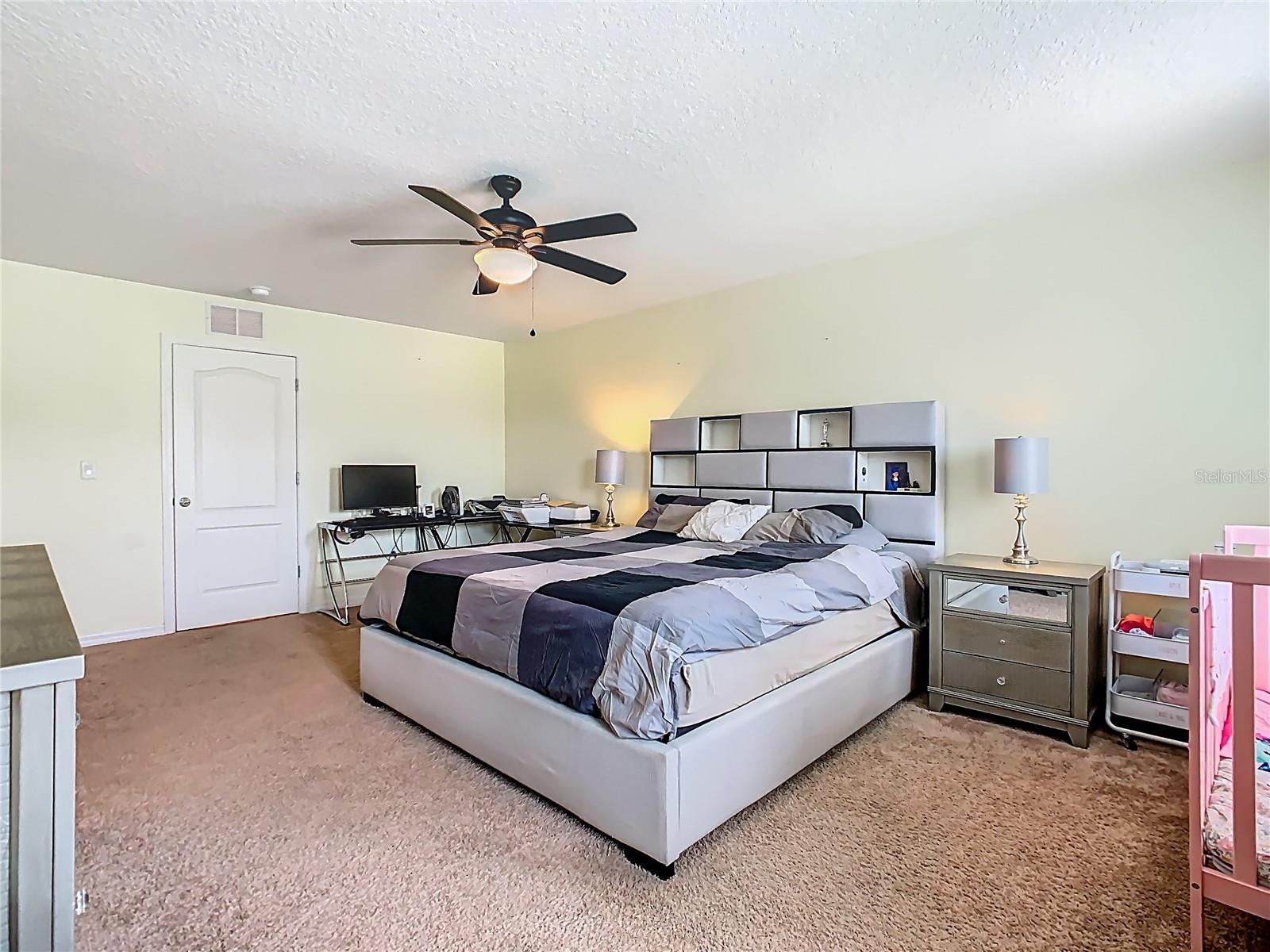 Image 41 of 72 For 209 Willow Bend Drive