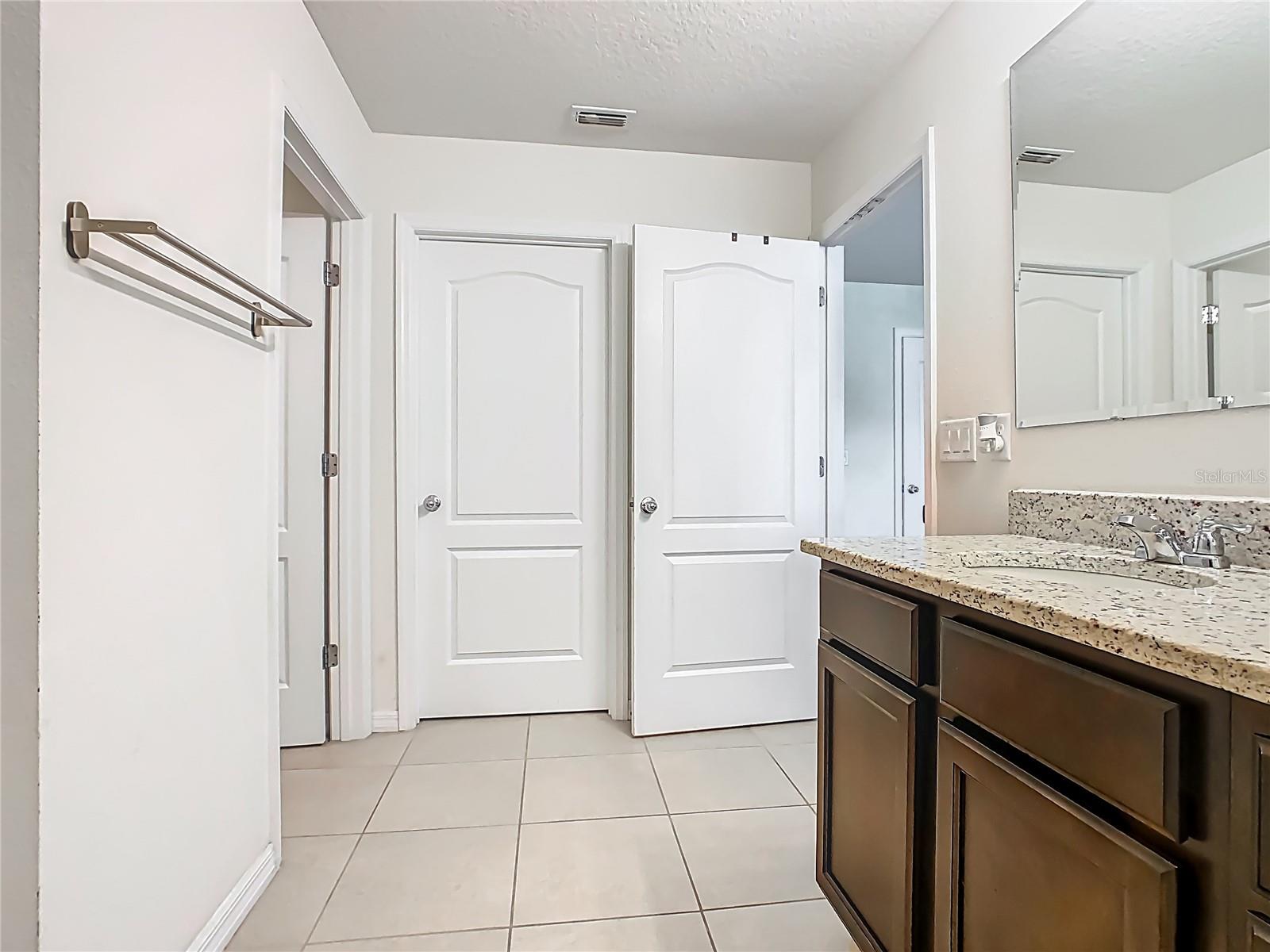 Image 45 of 72 For 209 Willow Bend Drive
