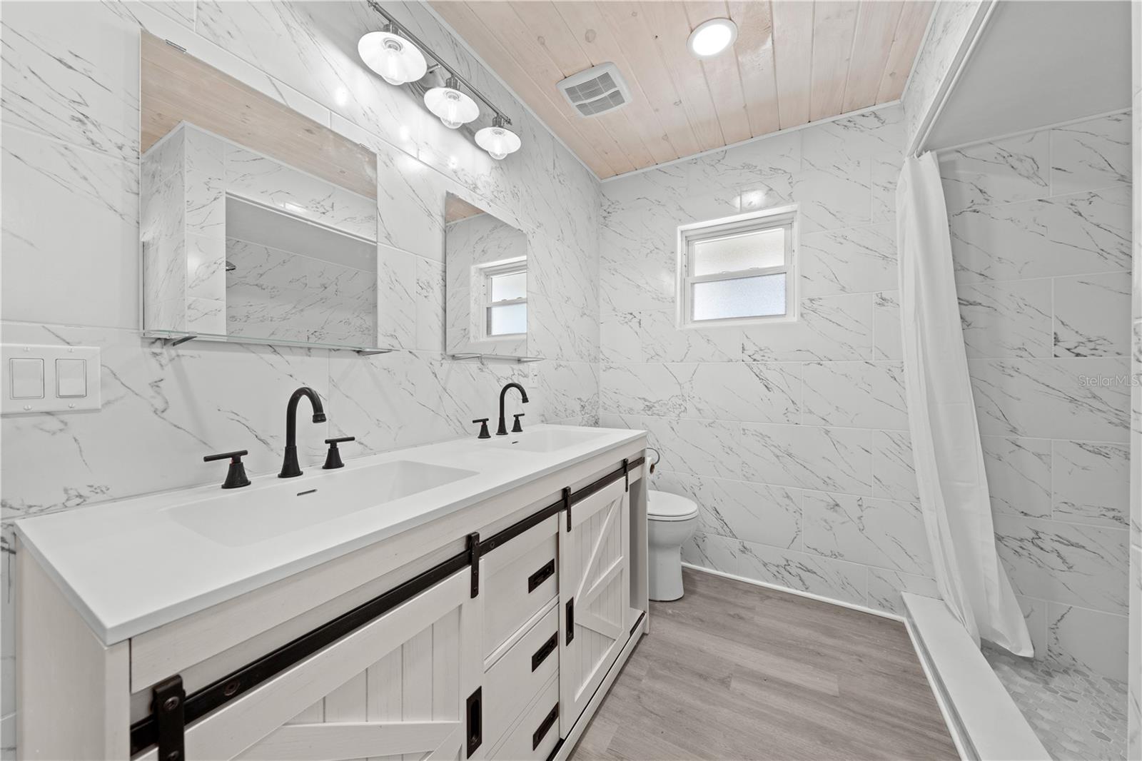 Image 34 of 48 For 4607 Pine Lake Drive