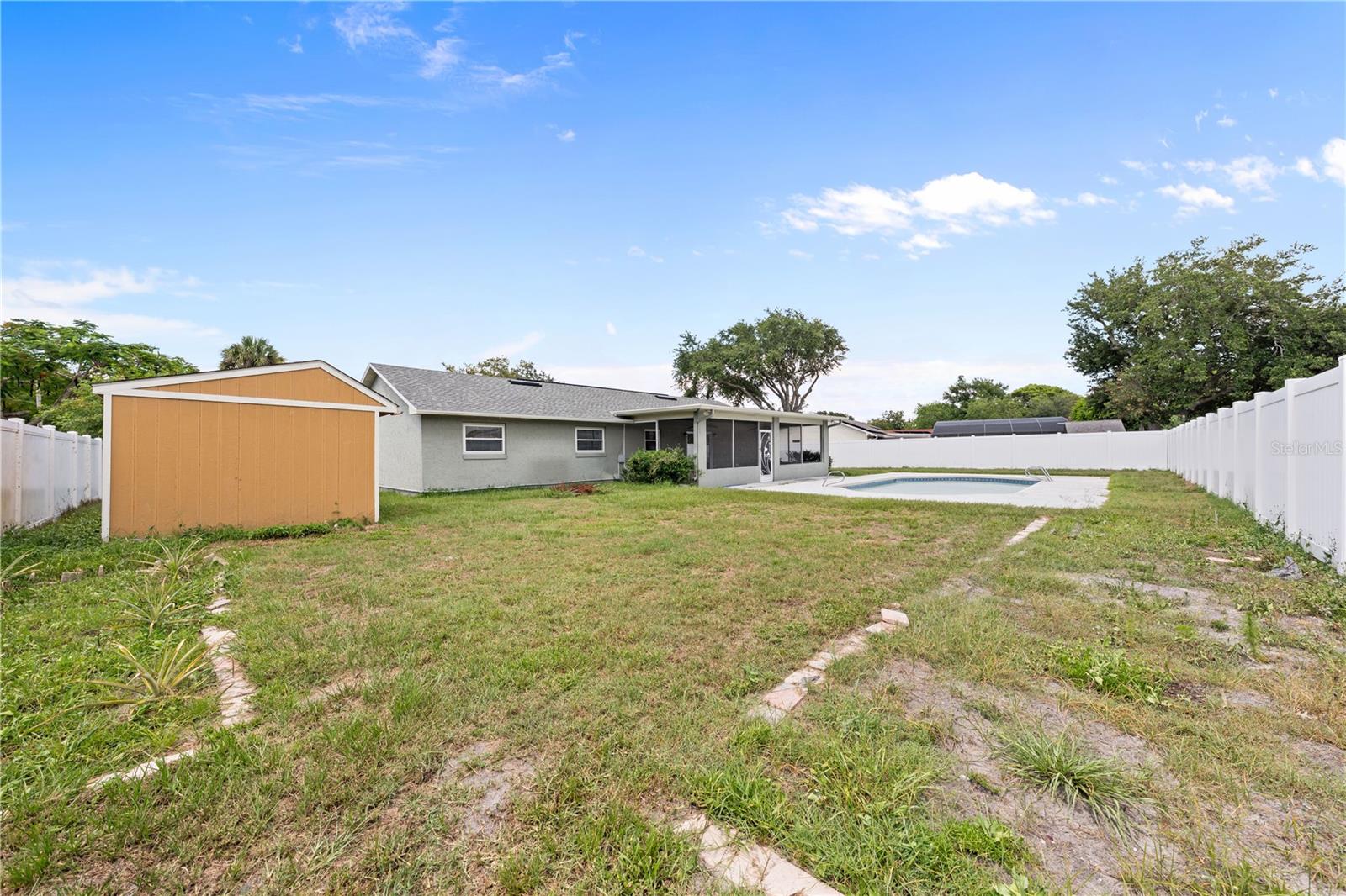 Image 39 of 48 For 4607 Pine Lake Drive