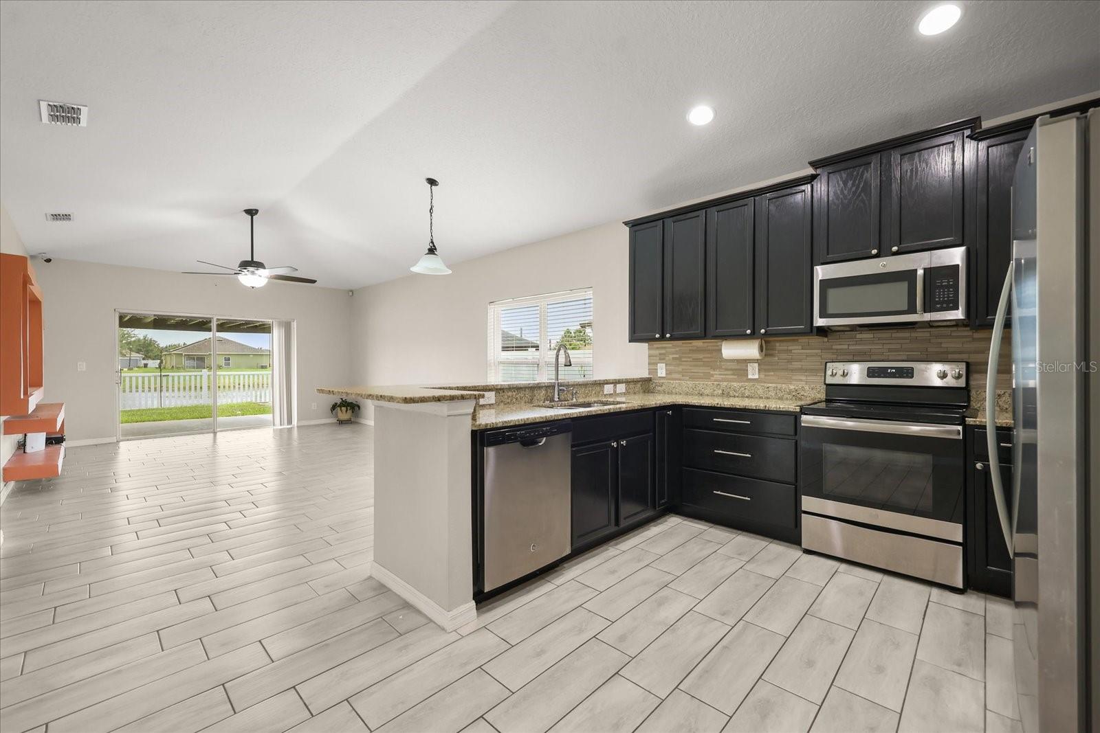 Image 11 of 28 For 3797 Briarwood Estates Circle