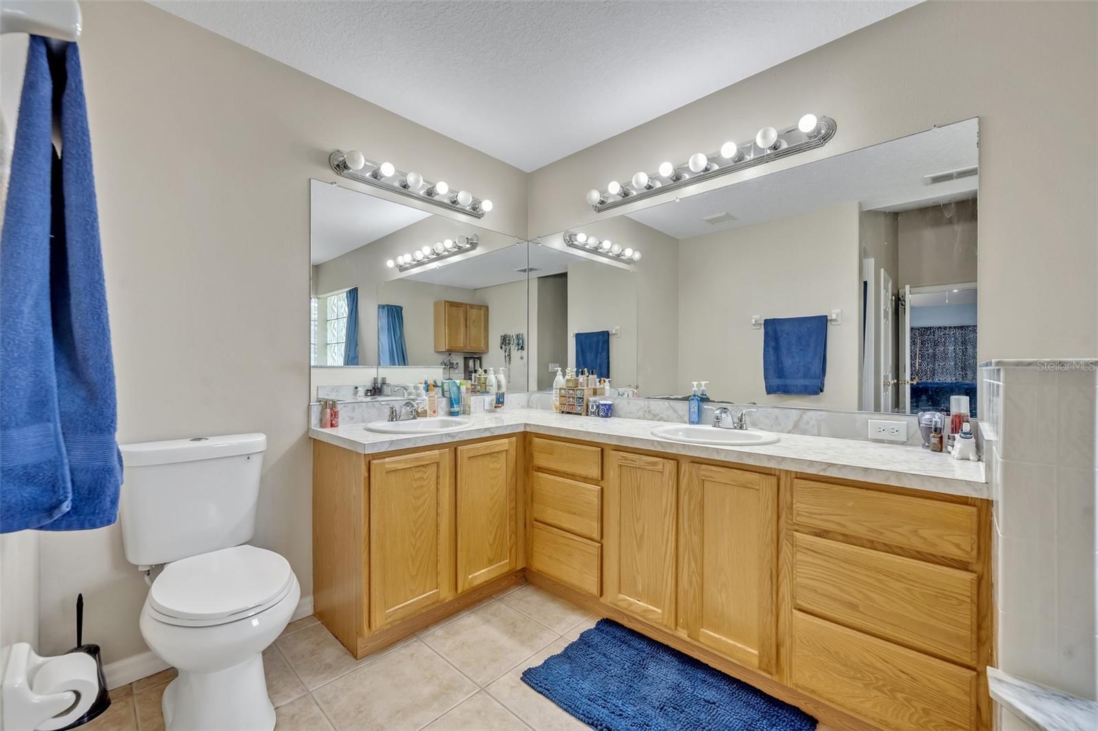Image 17 of 28 For 6396 Bennett Court