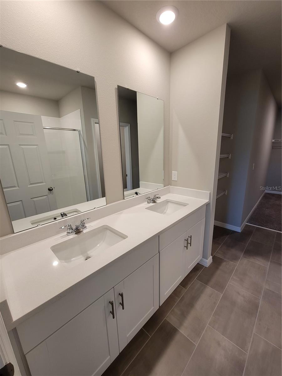 Image 10 of 24 For 5265 Sanders Oak Trail