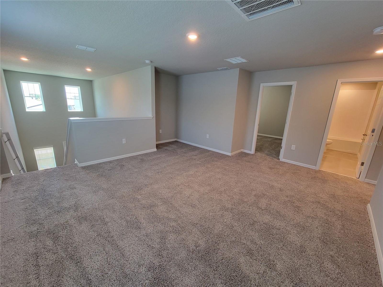 Image 15 of 24 For 5265 Sanders Oak Trail