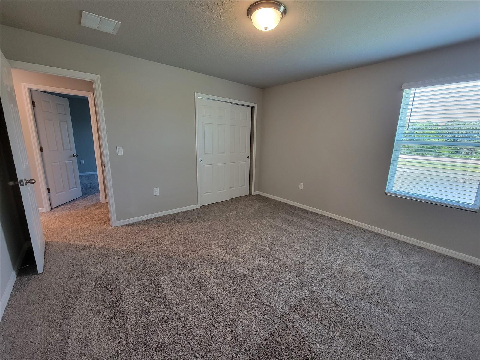 Image 20 of 24 For 5265 Sanders Oak Trail