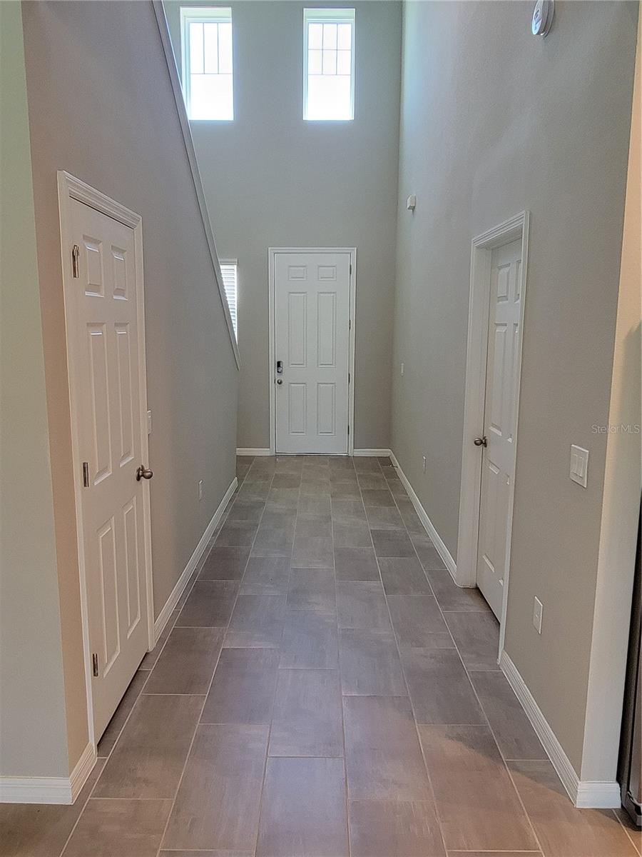 Image 3 of 24 For 5265 Sanders Oak Trail