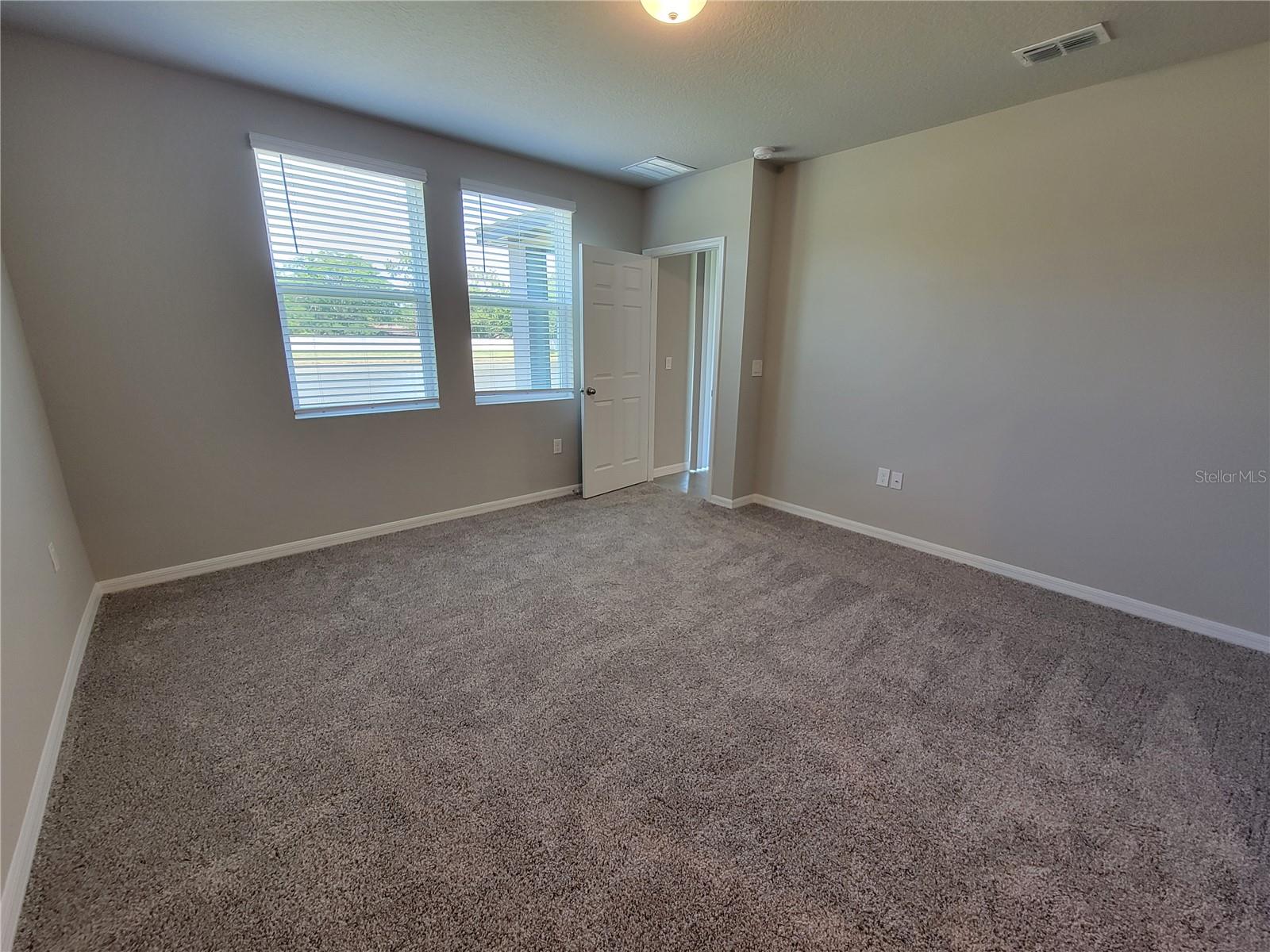 Image 8 of 24 For 5265 Sanders Oak Trail