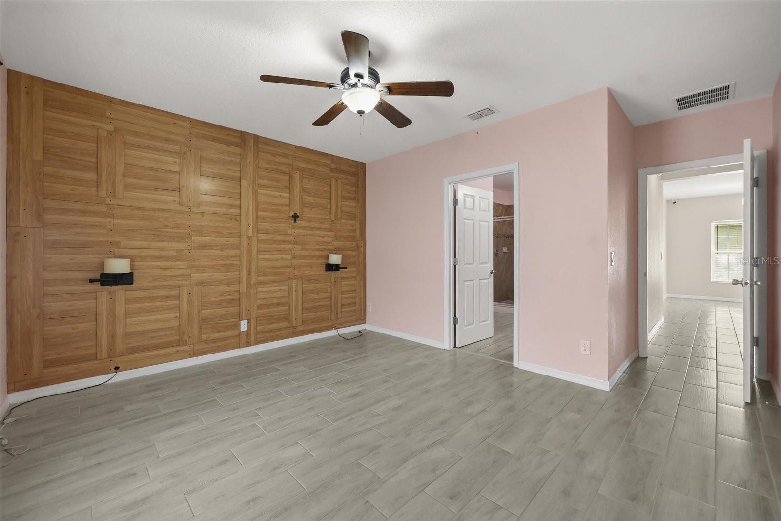 Image 12 of 25 For 3797 Briarwood Estates Circle