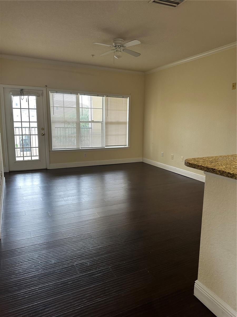 Image 3 of 7 For 3567 Conroy Road 1231
