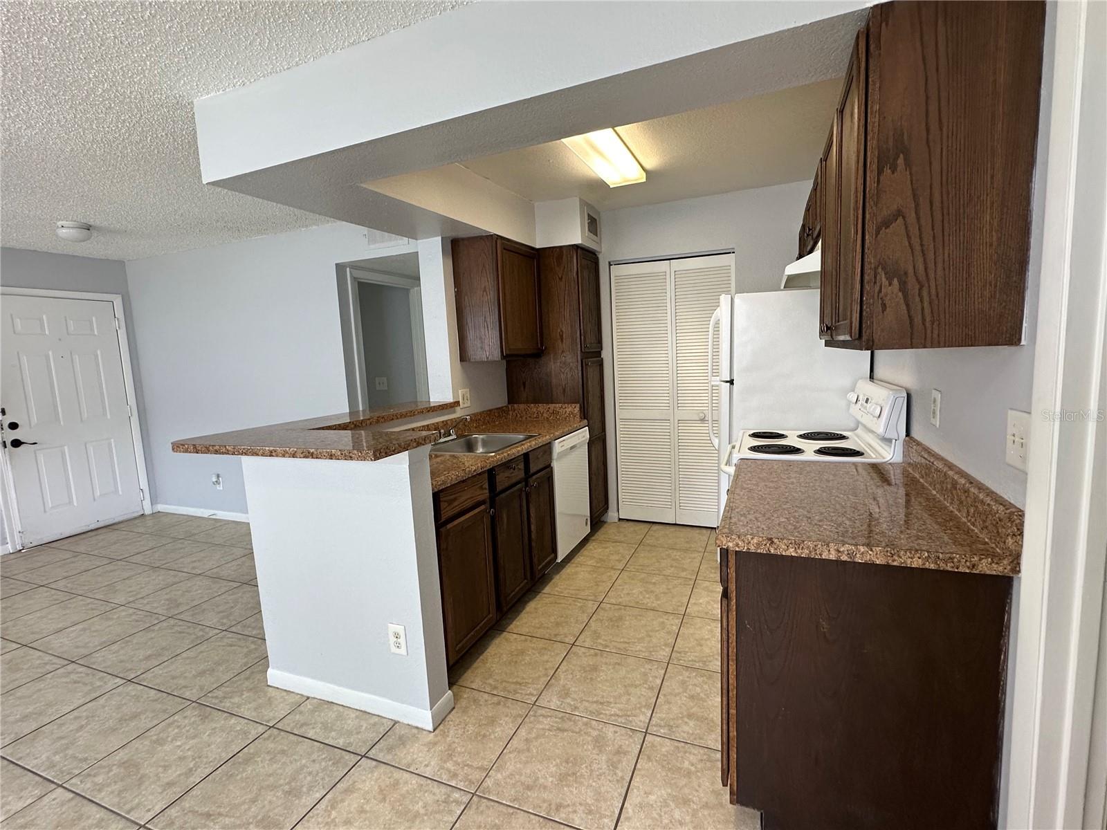 Image 4 of 13 For 11550 Westwood Boulevard 1217