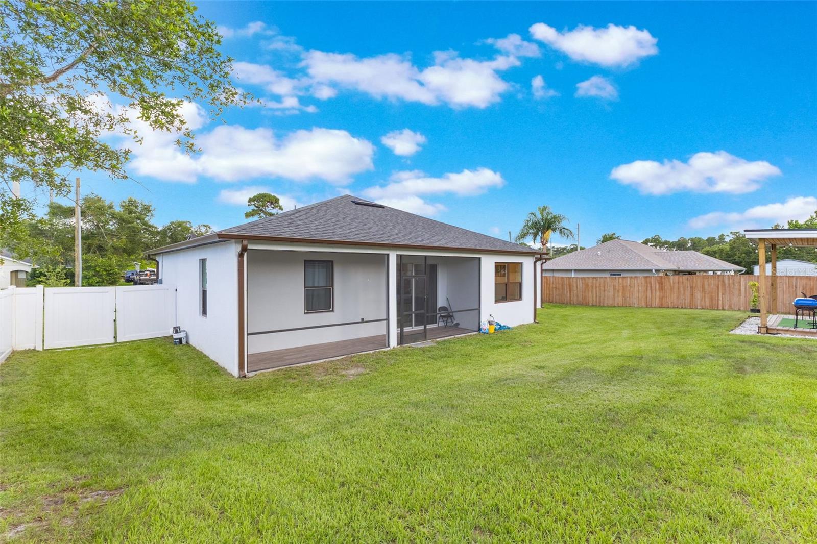 Image 18 of 19 For 2668 Coachman Drive