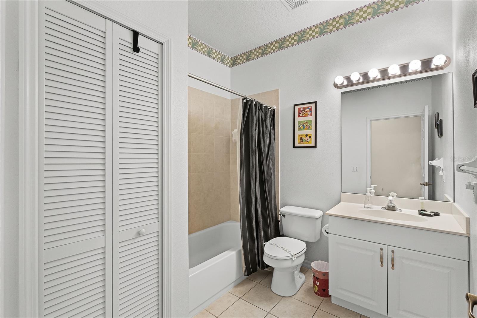 Image 17 of 34 For 3111 Sun Lake Court B