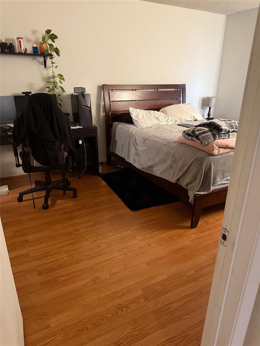 Image 10 of 12 For 3240 Semoran Boulevard 14