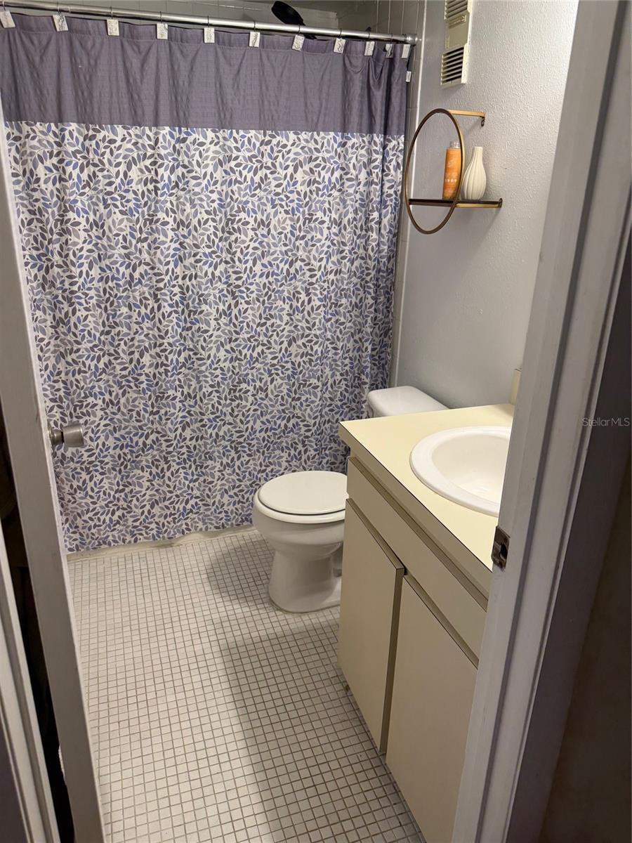 Image 12 of 12 For 3240 Semoran Boulevard 14