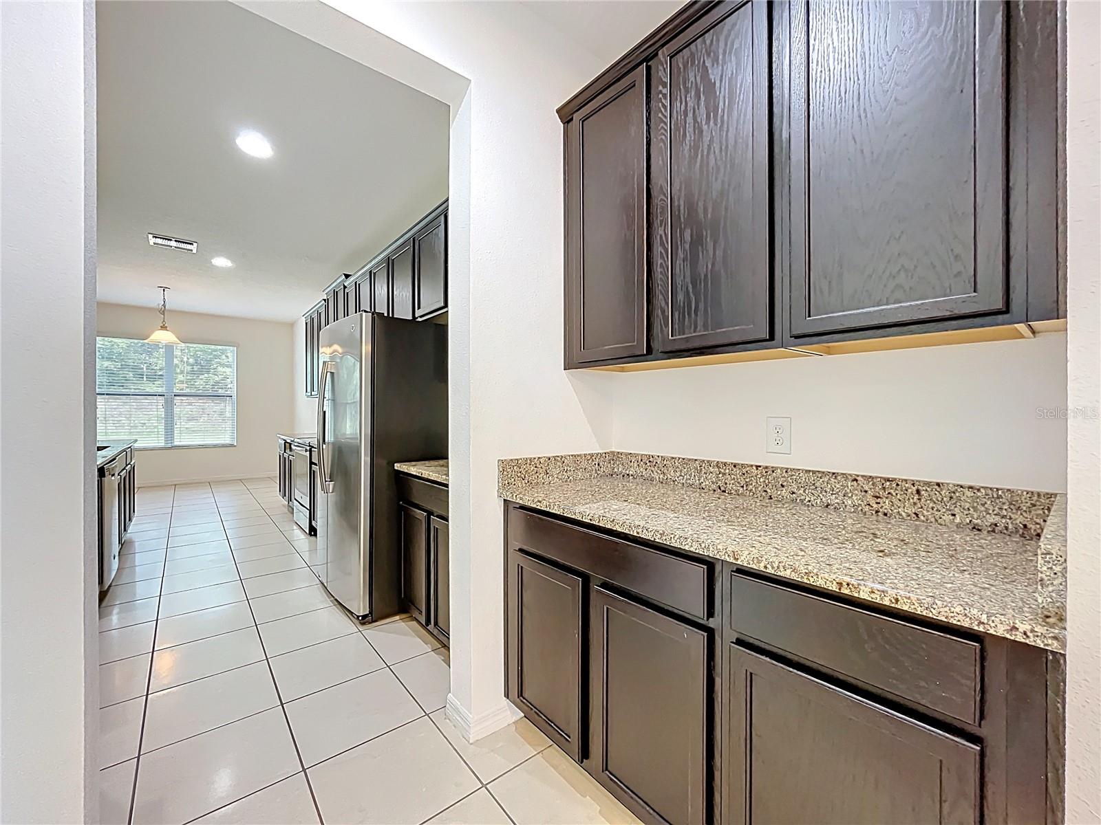 Image 12 of 49 For 771 Cavan Drive