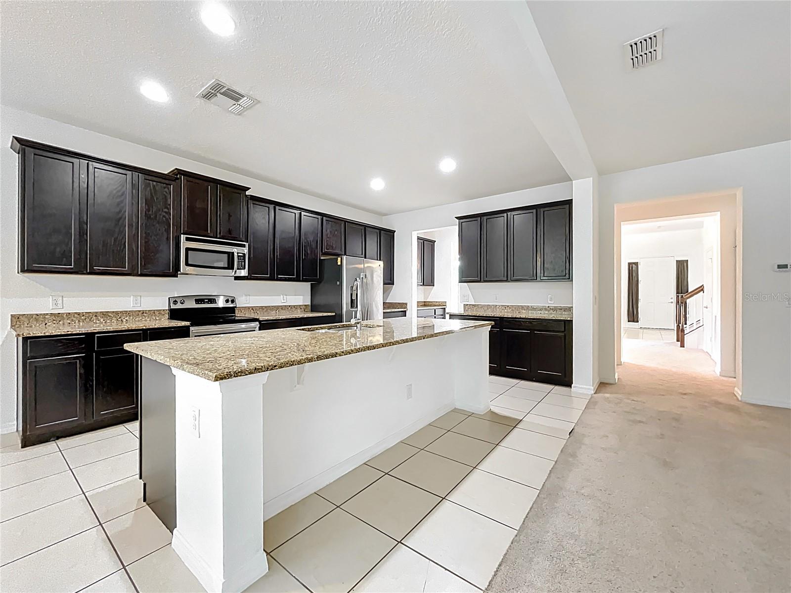 Image 13 of 49 For 771 Cavan Drive