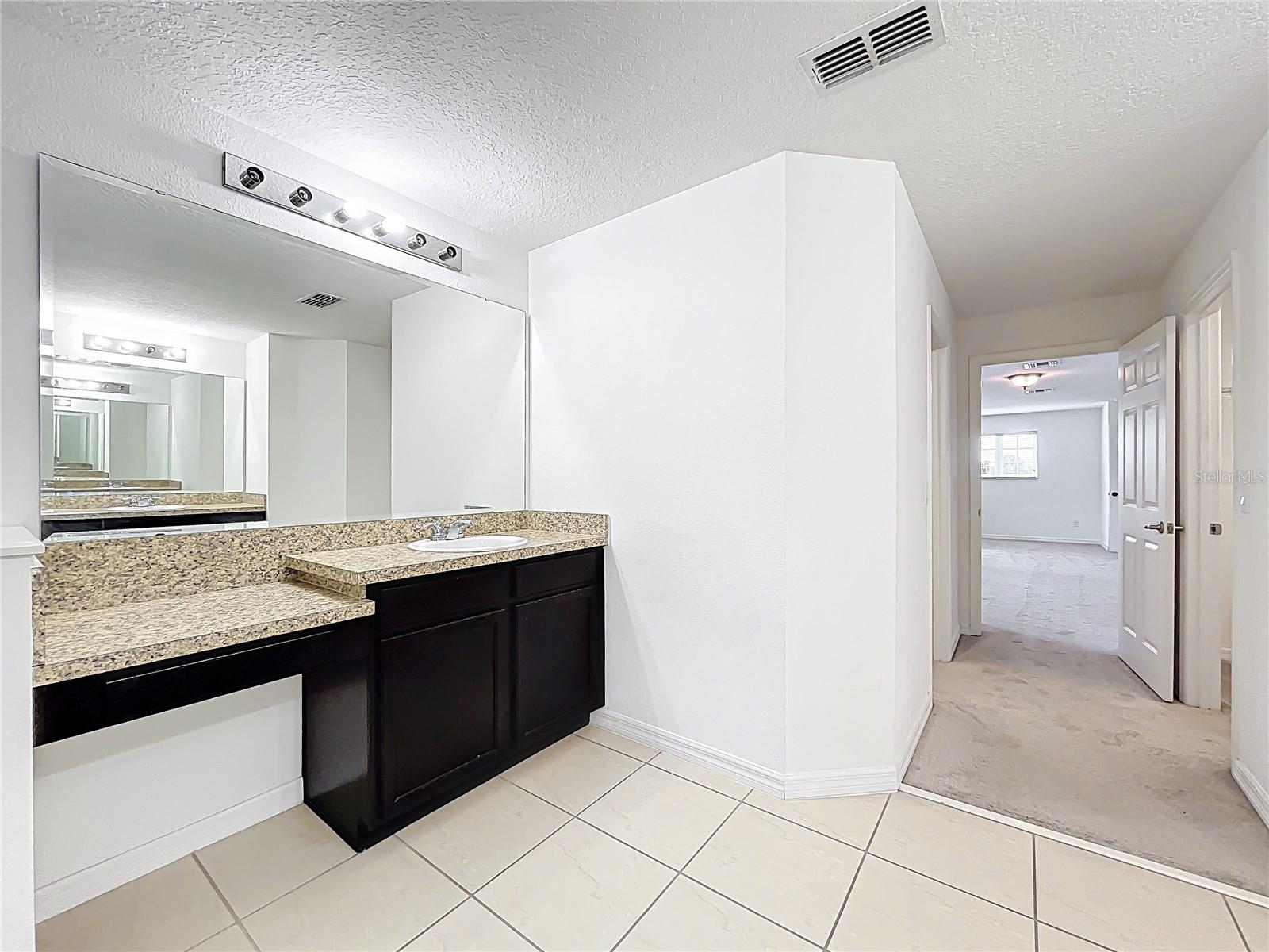 Image 24 of 49 For 771 Cavan Drive