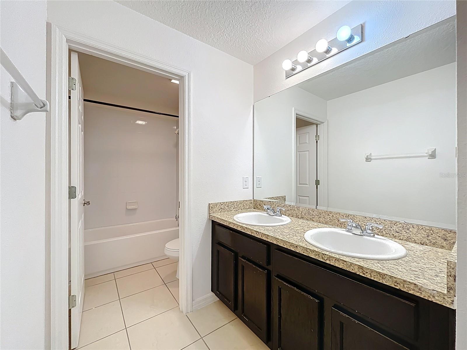 Image 41 of 49 For 771 Cavan Drive