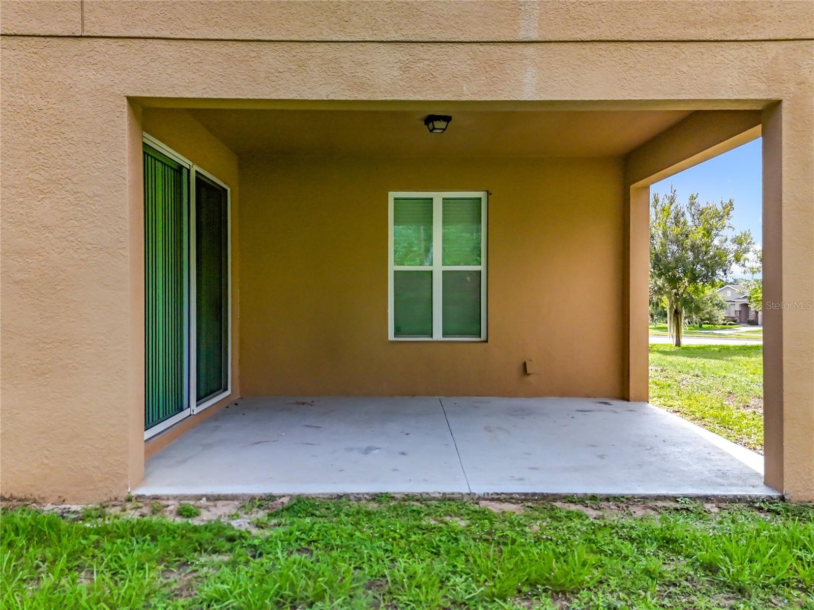 Image 5 of 49 For 771 Cavan Drive