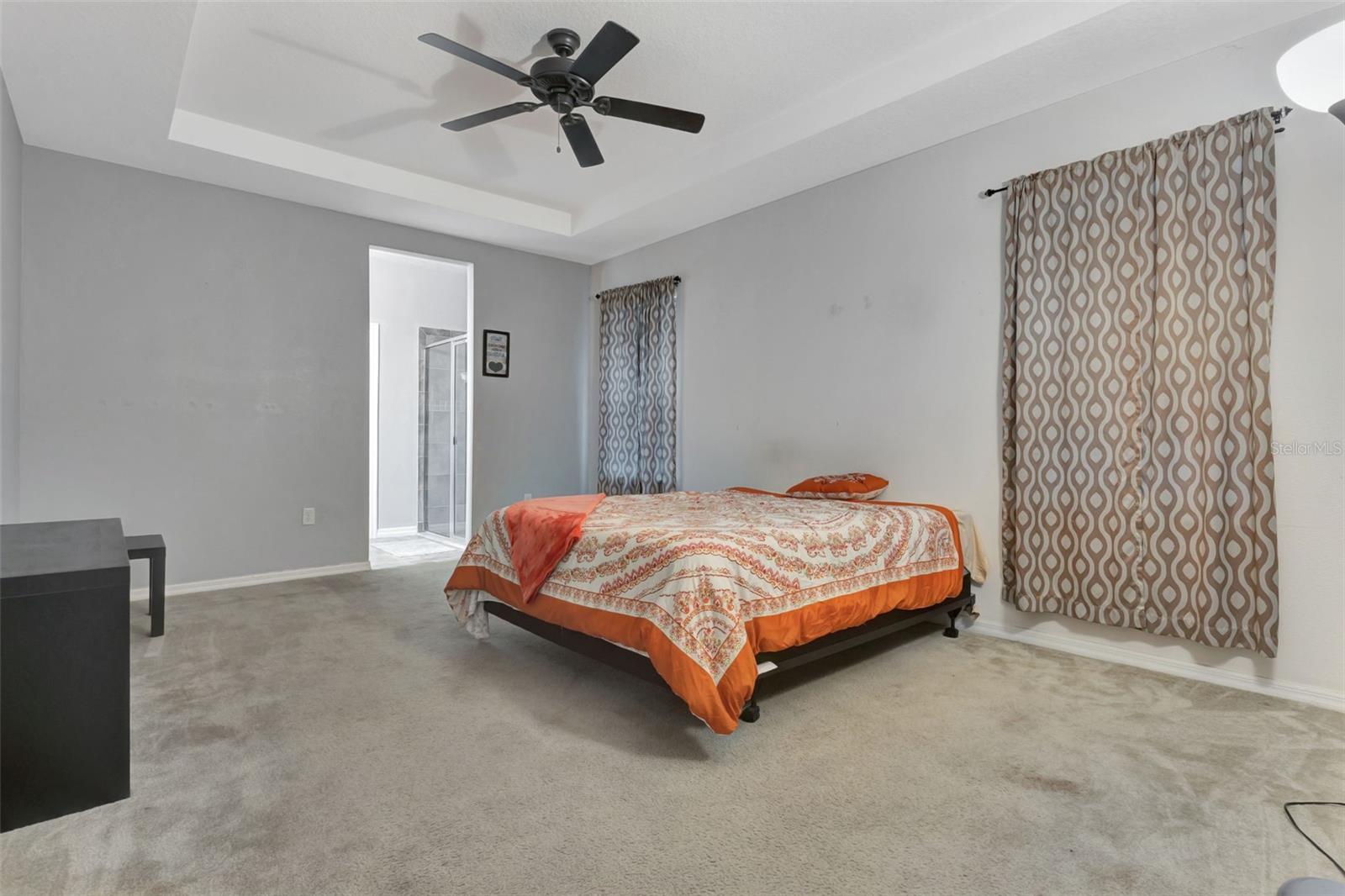 Image 12 of 25 For 954 Revere Avenue