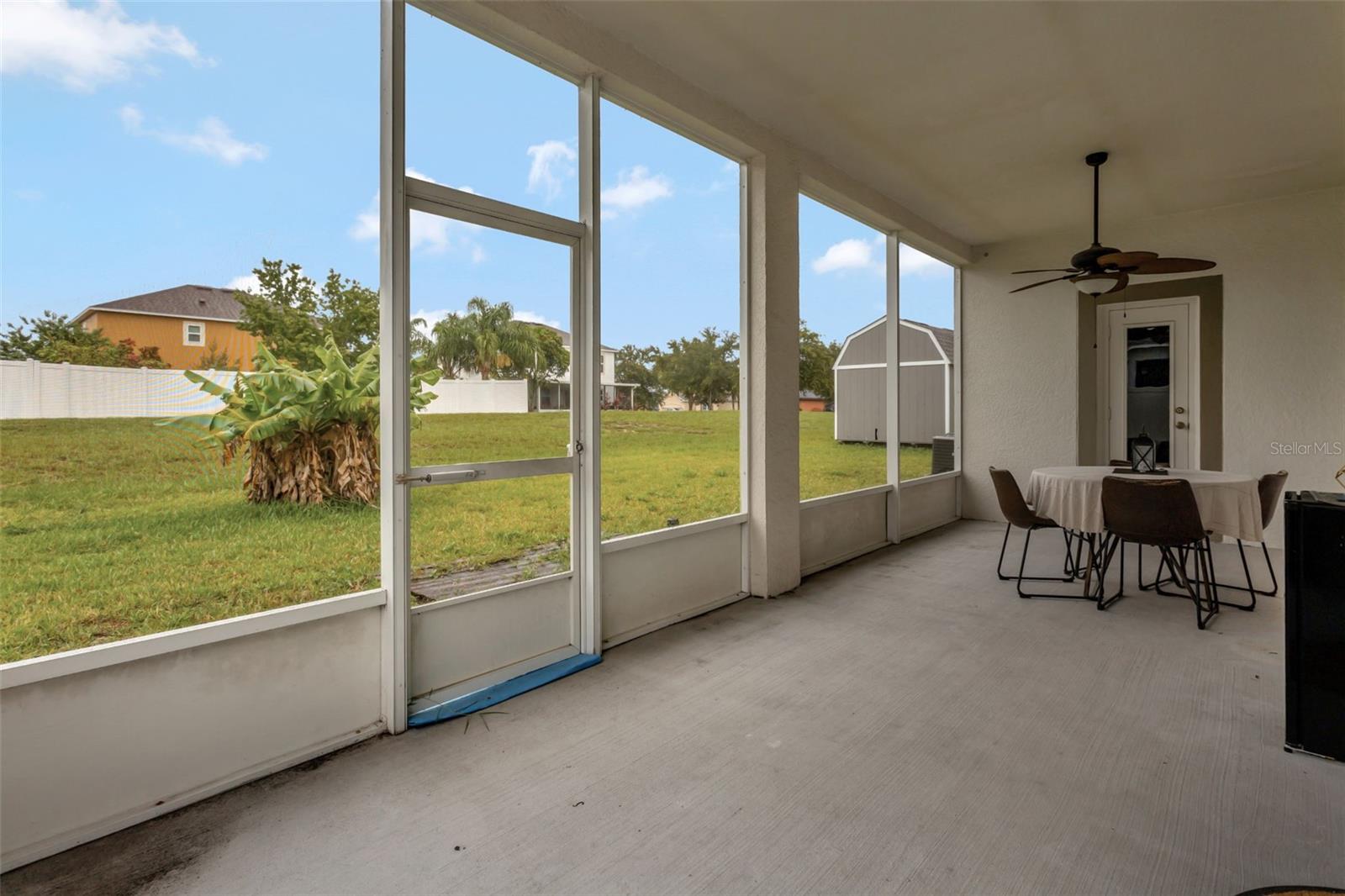 Image 21 of 25 For 954 Revere Avenue
