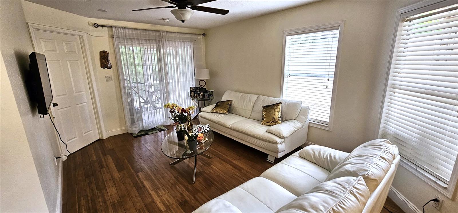 Image 6 of 24 For 8821 Coral Palms Court A