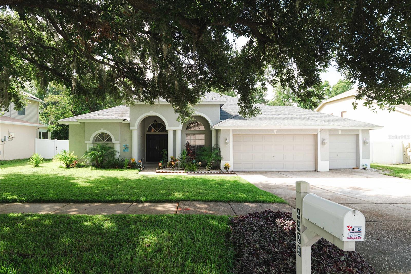 Image 2 of 50 For 4428 Winding River Drive
