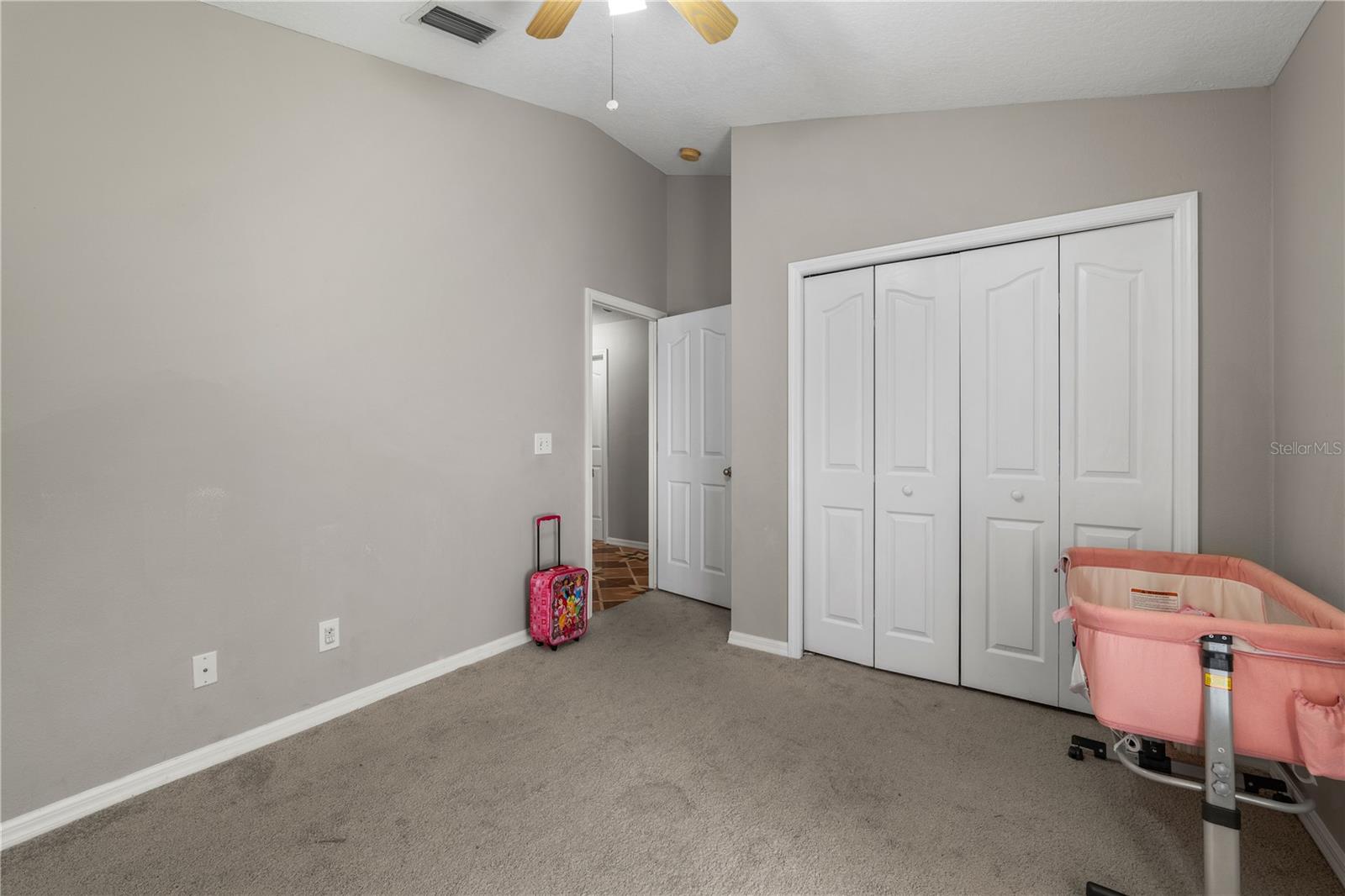 Image 20 of 50 For 4428 Winding River Drive