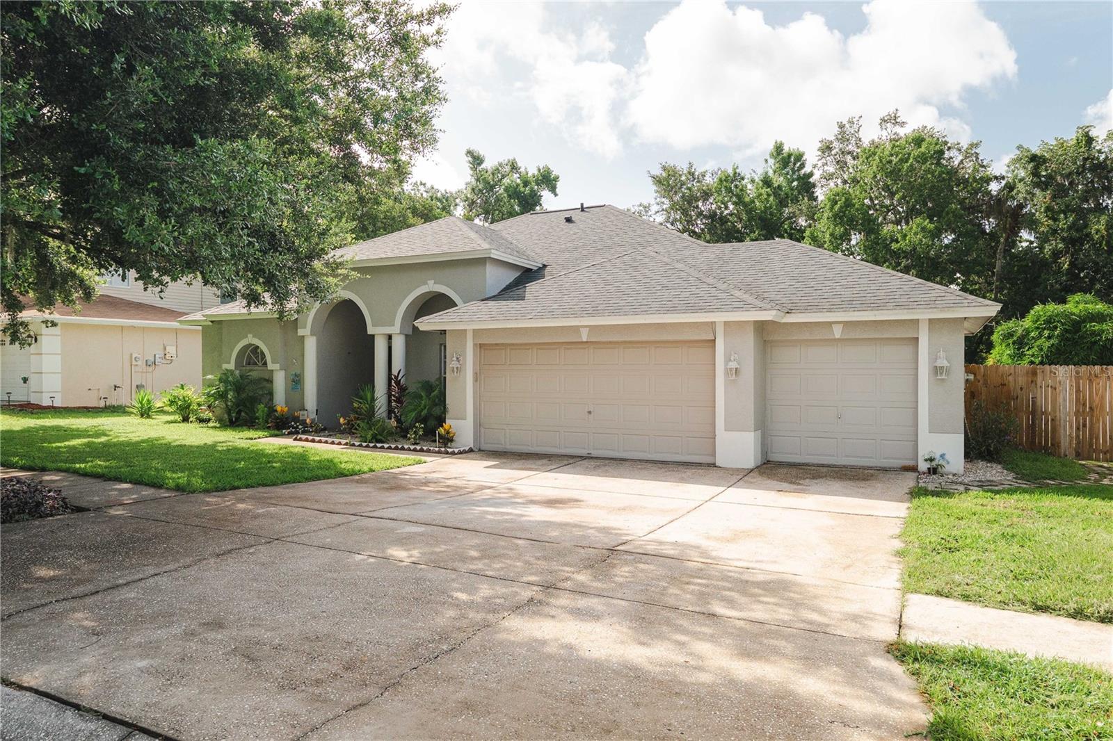 Image 38 of 50 For 4428 Winding River Drive