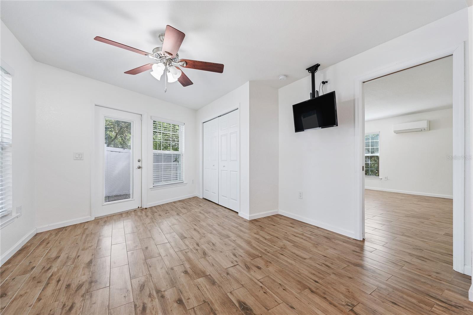 Image 10 of 26 For 2343 St George Drive