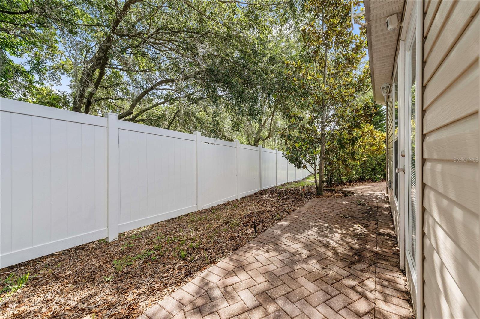 Image 18 of 26 For 2343 St George Drive