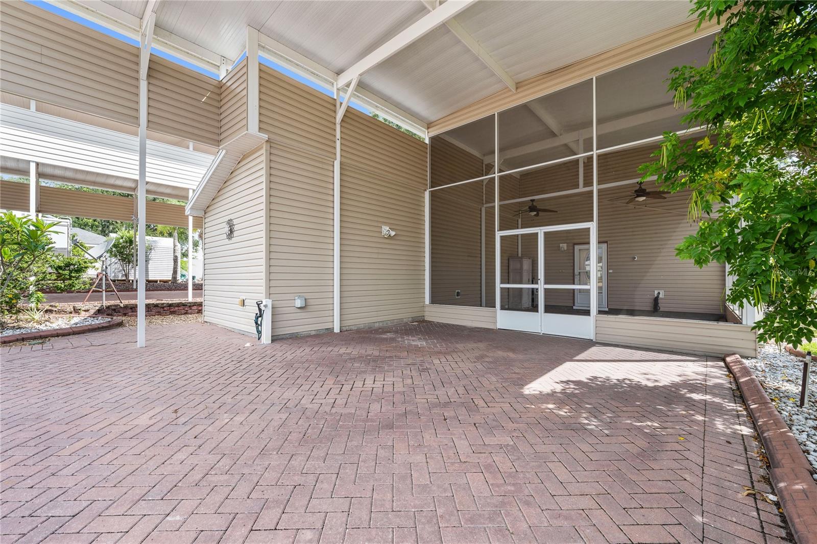 Image 3 of 26 For 2343 St George Drive