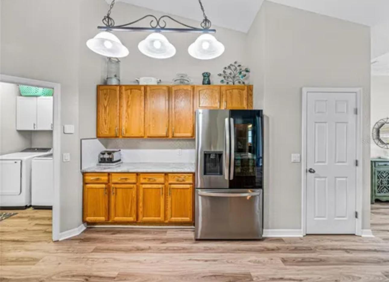 Image 11 of 42 For 301 Terranova Boulevard