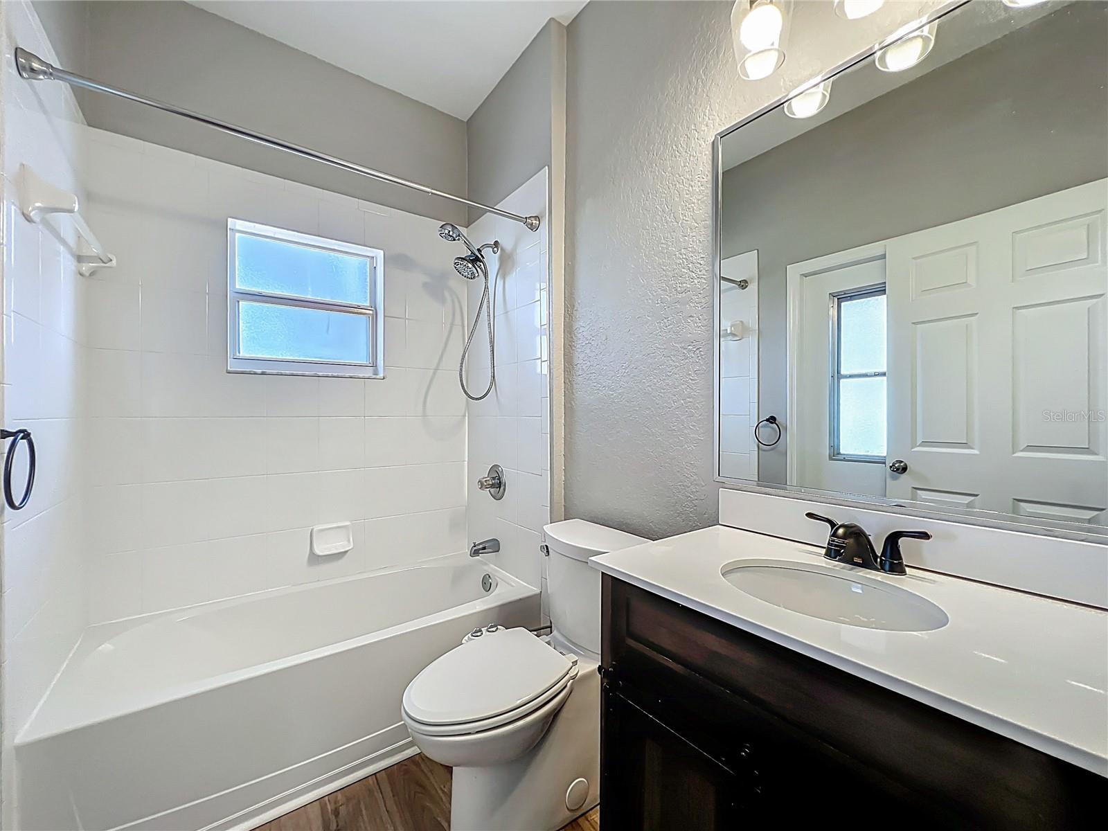 Image 25 of 42 For 301 Terranova Boulevard